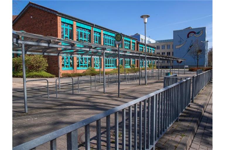 Der Unterricht in den Schulen in Deutschland könnte noch lange nur im Notbetrieb stattfinden. Foto: Jens Büttner/dpa-Zentralbild/dpa