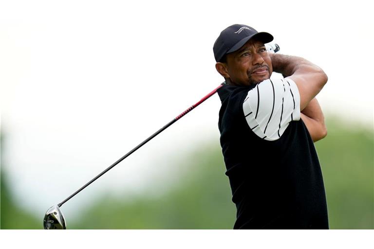 Der US-Golfstar Tiger Woods ist Medienberichten zufolge in einen Autounfall verwickelt worden. (Archivfoto)