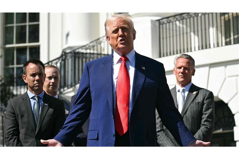 Der US-Präsident bei seinem Auftritt am Weißen Haus.