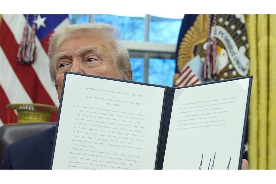 Trump: Strafzölle auf Auto-Importe „rund um den 2. April“ Der US-Präsident plant Strafzölle auf Auto-Importe. (Archivbild)