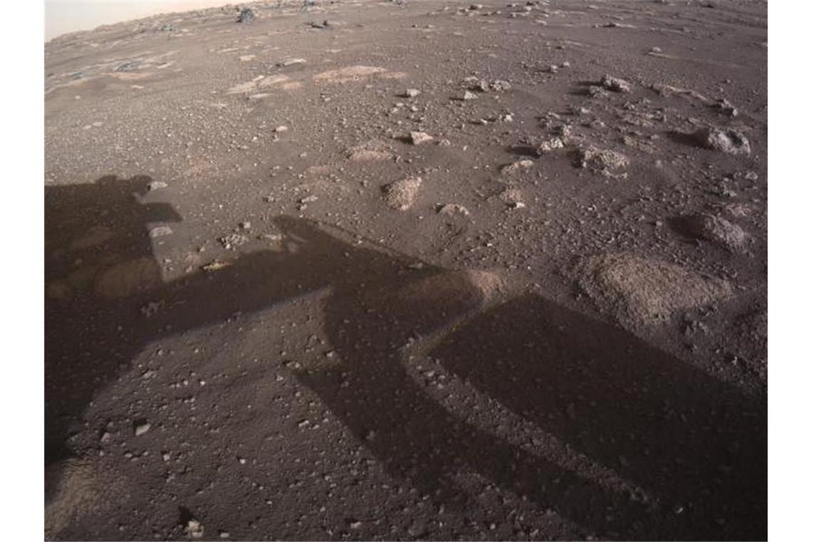 „Perseverance“: Erste Töne und spektakuläre Videos vom Mars Der US-Rover „Perseverance“ hat erste Videos von seiner Landung und Audio-Aufnahmen vom Mars zur Erde geschickt. Foto: --/Nasa/PA Media/dpa