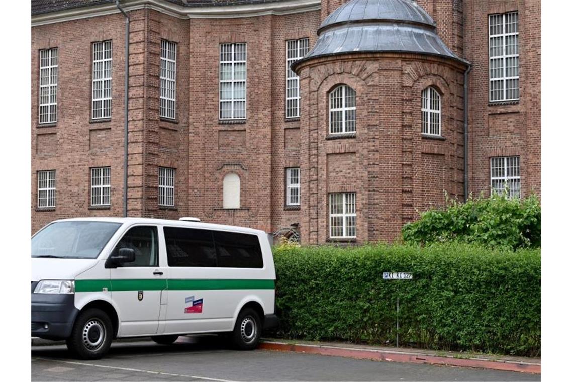 Der Verdächtige im Fall Maddie verbüßt eine Haftstrafe in Kiel. Foto: Carsten Rehder/dpa