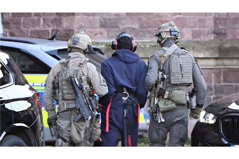 Der Verdächtige wurde an Deutschland ausgeliefert.