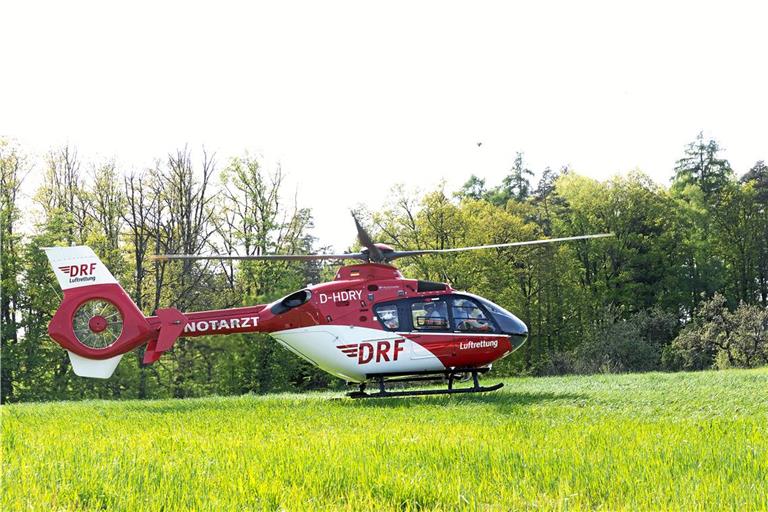 Der Verletzte wird mit einem Rettungshubschrauber in eine Klinik geflogen. Symbolfoto: Jörg Fiedler