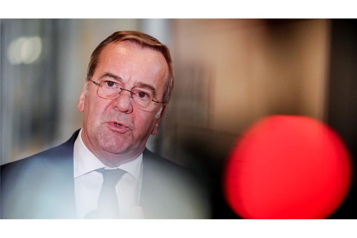 Pistorius verteidigt Kritik am Wehrdienst-Kompromiss Der Verteidigungsminister kritisiert, dass zentrale Punkte seines Gesetzentwurfs geändert wurden, bevor dieser überhaupt in den Bundestag eingebracht worden ist. (Archivbild)