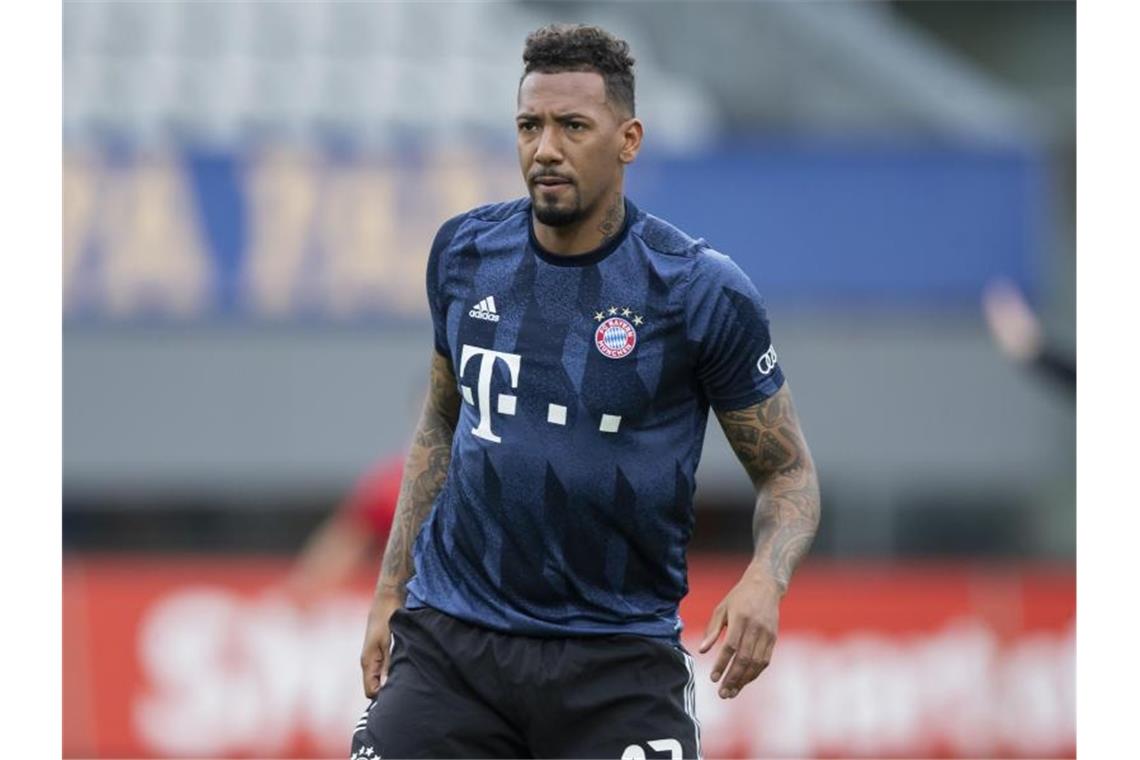 Jérôme Boateng laut Medien mit Olympique Lyon einig Der Vertrag von Jérôme Boateng beim FC Bayern München war im Sommer ausgelaufen. Foto: Tom Weller/dpa