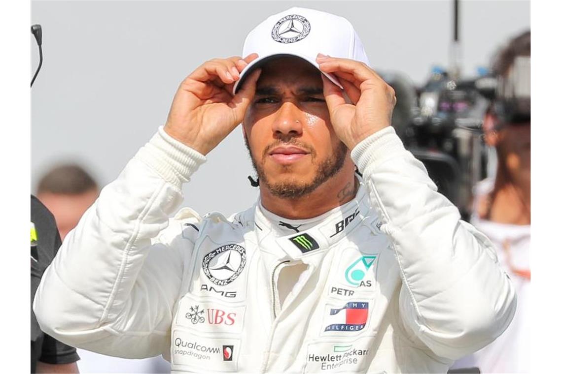 Der Vertrag von Lewis Hamilton mit dem Werksteam von Mercedes läuft am Jahresende aus. Foto: Jan Woitas/dpa-Zentralbild/dpa