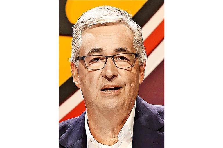 Der VfB-Präsident Dietmar Allgaier bezieht Stellung zum nächsten Lockangebot aus München.