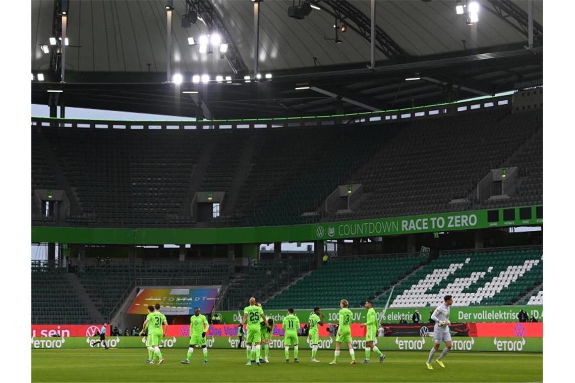 „Schwer nachvollziehbar“:Nur Wolfsburg weiter vor 500 Fans