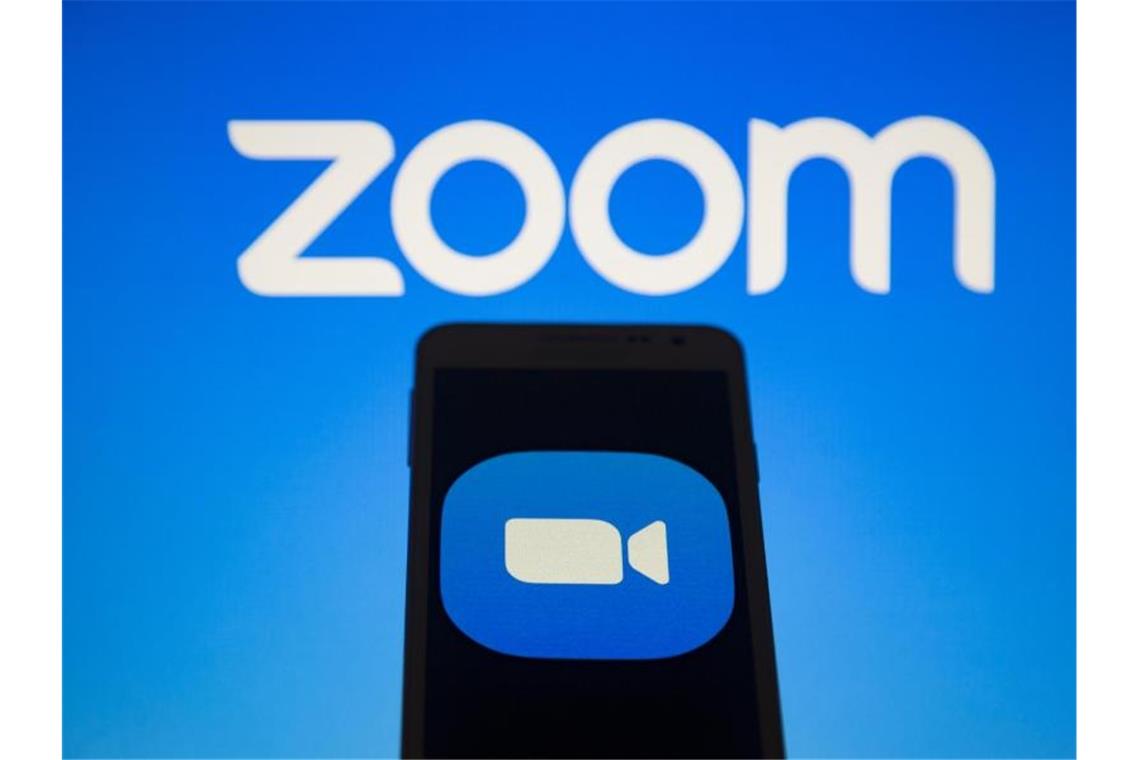 Der Videokonferenz-Dienst Zoom will seine Kassen über ein Aktienangebot im Wert von mindestens 1,5 Milliarden Dollar füllen. Foto: Andre M. Chang/ZUMA Wire/dpa