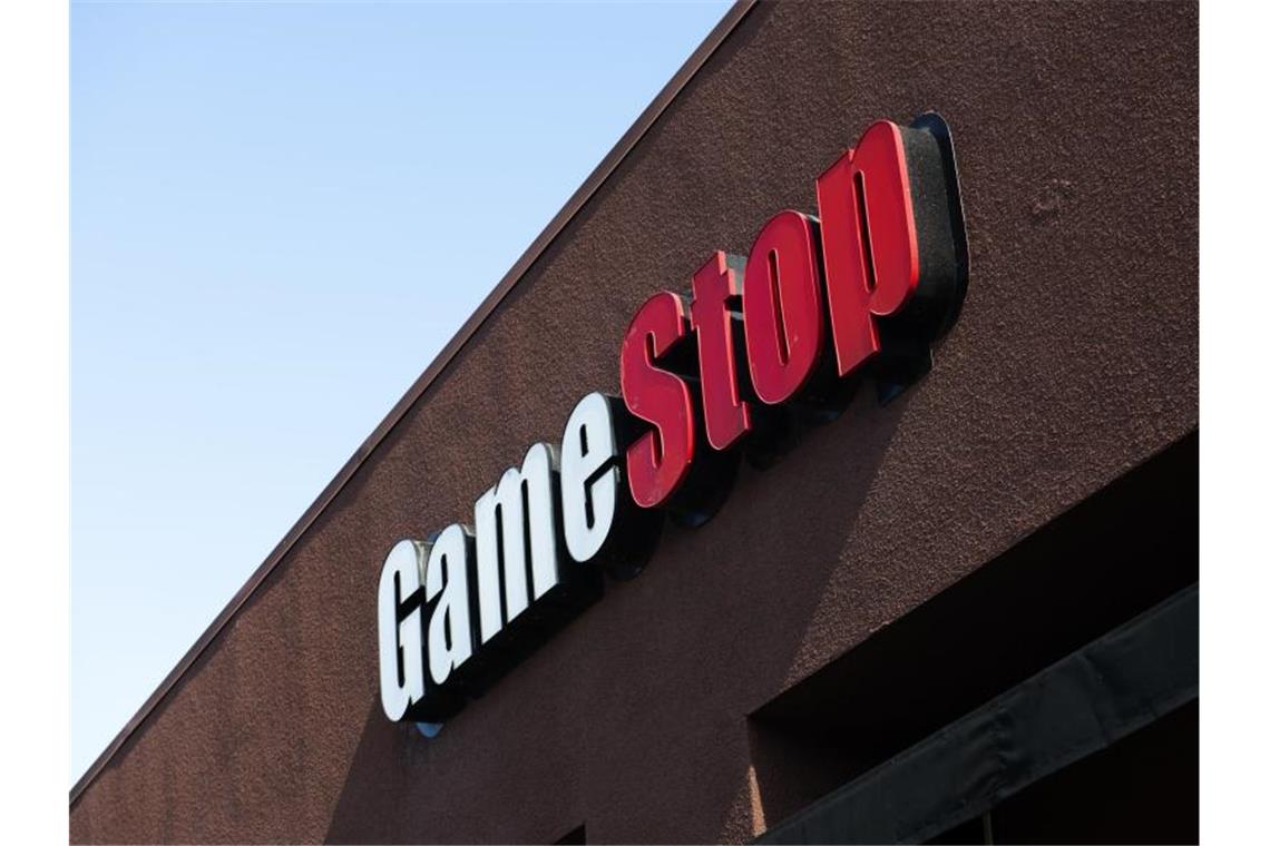 Der Videospielhändler Gamestop sorgte im Januar durch extreme Kurskapriolen am Finanzmarkt für Aufsehen. Foto: Pat Mazzera/SOPA Images via ZUMA Wire/dpa