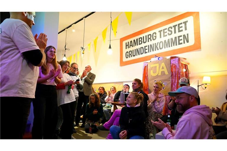 Der Volksentscheid für ein Grundeinkommen-Modellversuch ist gescheitert.