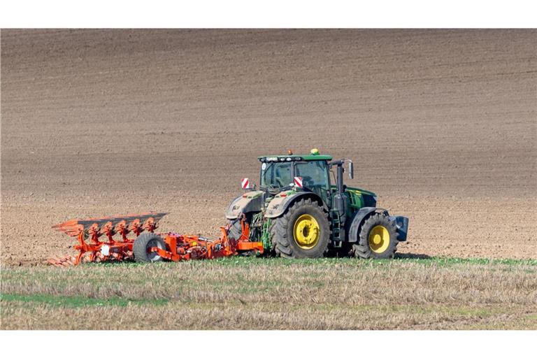 Der Vorfall ereignete sich bei der landwirtschaftlichen Arbeit. (Symbolbild)