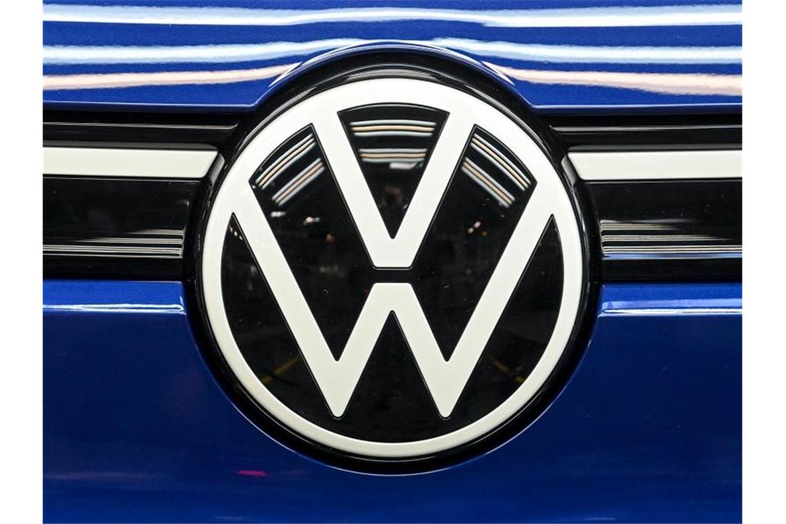 Der VW-Konzern hält an seinen wichtigsten Finanzzielen bis 2025 fest. Foto: Hendrik Schmidt/dpa-Zentralbild/dpa