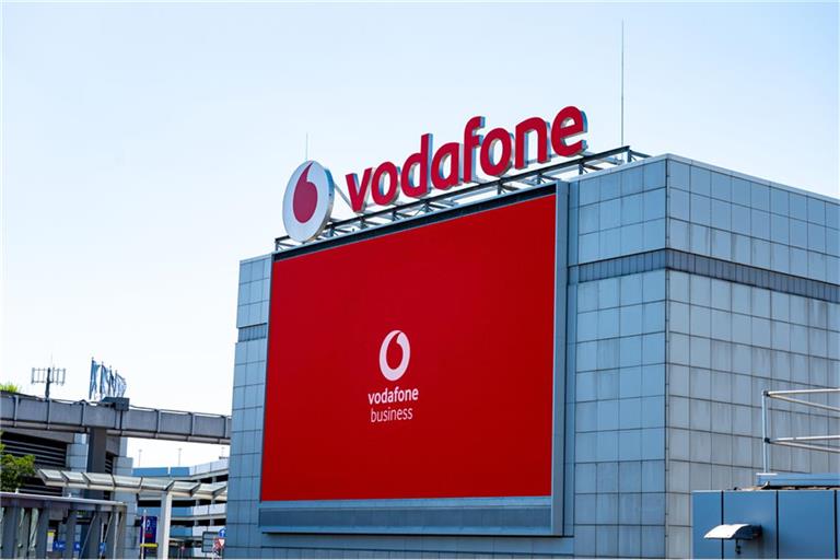 Der VZBV klagt gegen Vodafone.