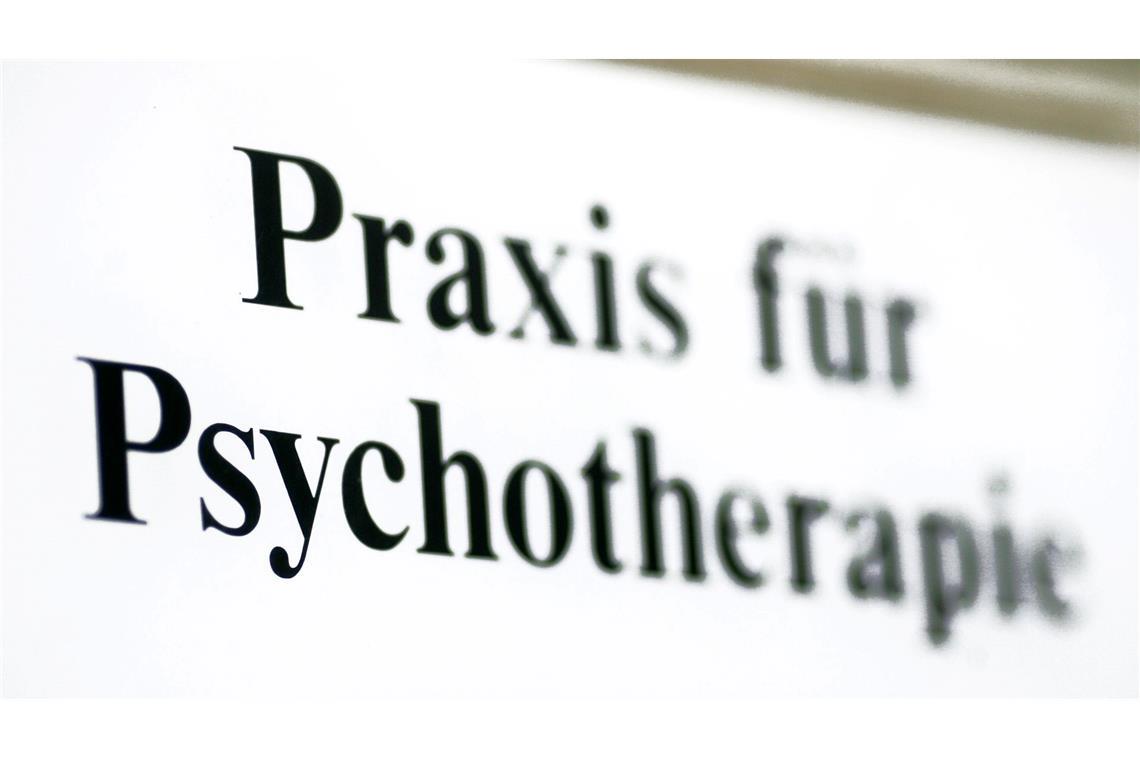 Der Weg zur Therapie ist oft lang. (Archivbild)