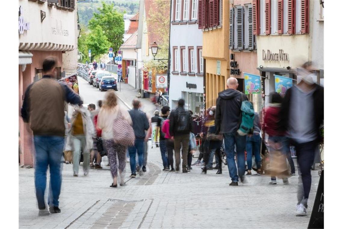 Handel und Messen dringen auf bundesweite Öffnung Der Weg zurück zur Normalität ist noch weit. Foto: Christoph Schmidt/dpa