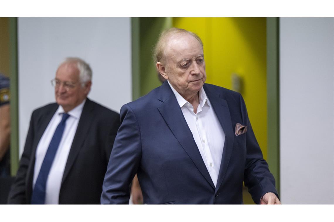 Der wegen Steuerhinterziehung und Insolvenzverschleppung verurteilte Star-Koch Alfons Schuhbeck bleibt weiter auf freiem Fuß. (Symbolbild)