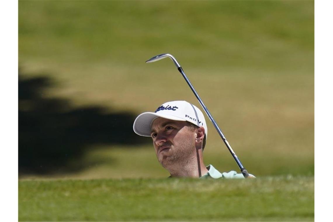 Der Weltranglisten-Zweite Justin Thomas führt die FedExCup-Wertung an. Foto: David J. Phillip/AP/dpa