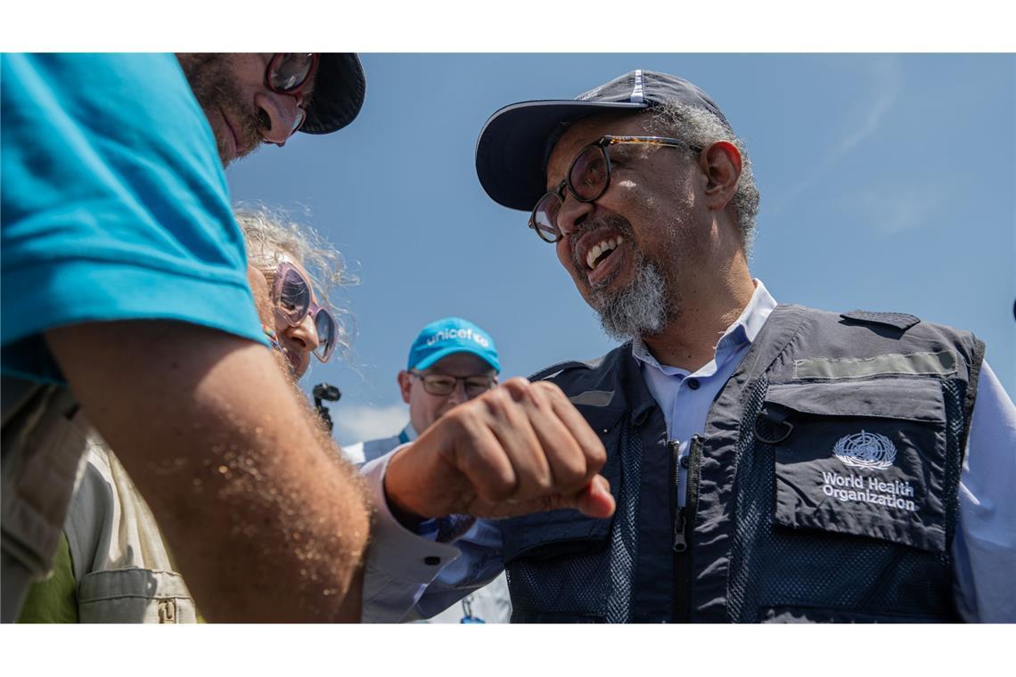 Der WHO-Chef besucht den Ebola-Hotspot.