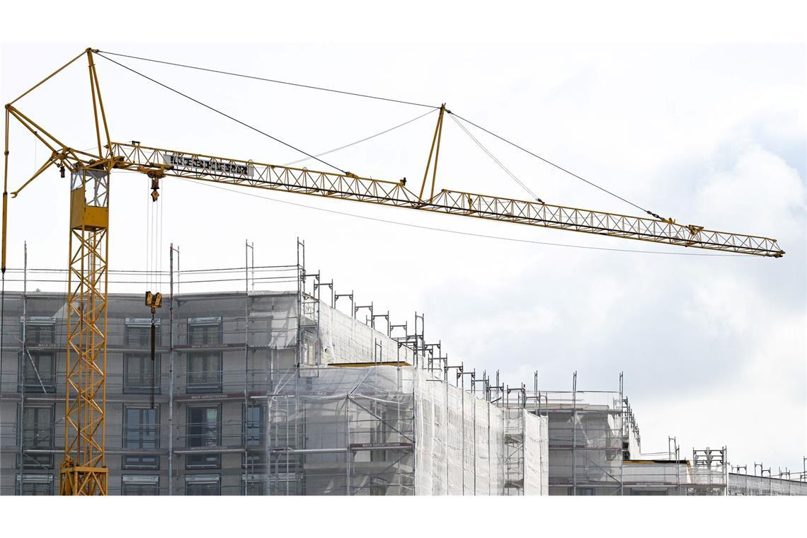 Verband fordert verlässliche Wohnungsbaupolitik Der Wohnungsbau braucht nach Ansicht des Bundesverbands Baustoff-Fachhandel wieder verlässliche Bedingungen. (Archivbild)