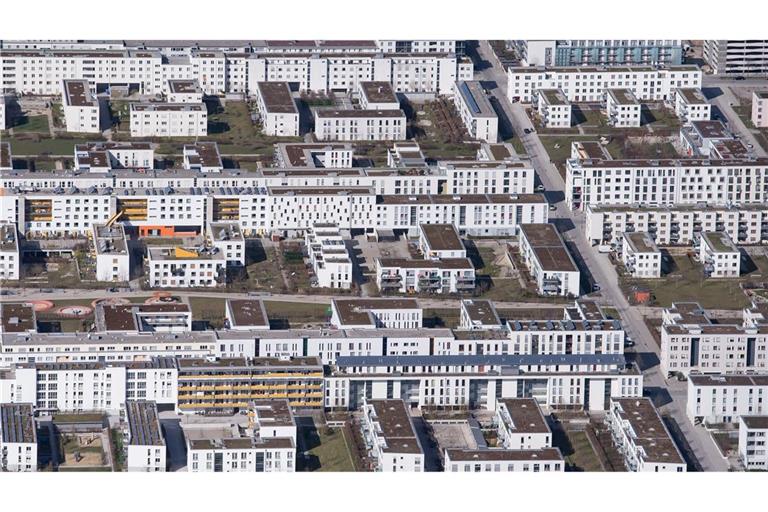 Der Wohnungsmangel in Deutschland zieht nach Analyse des Pestel-Instituts mittlerweile die gesamtwirtschaftliche Entwicklung in Mitleidenschaft. (Symbolbild)