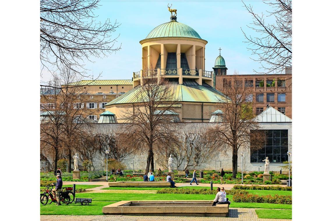 Der Württembergische Kunstverein ist im Kunstgebäude am Schlossplatz beheimatet
