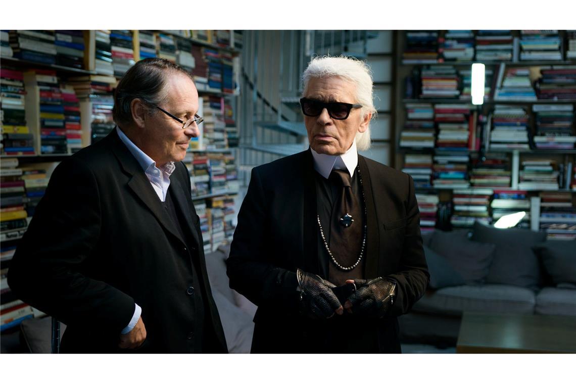 Sensationell gute Lagerfeld-Doku Designer Karl Lagerfeld im Gespräch mit dem Filmemacher Gero von Boehm (links).
