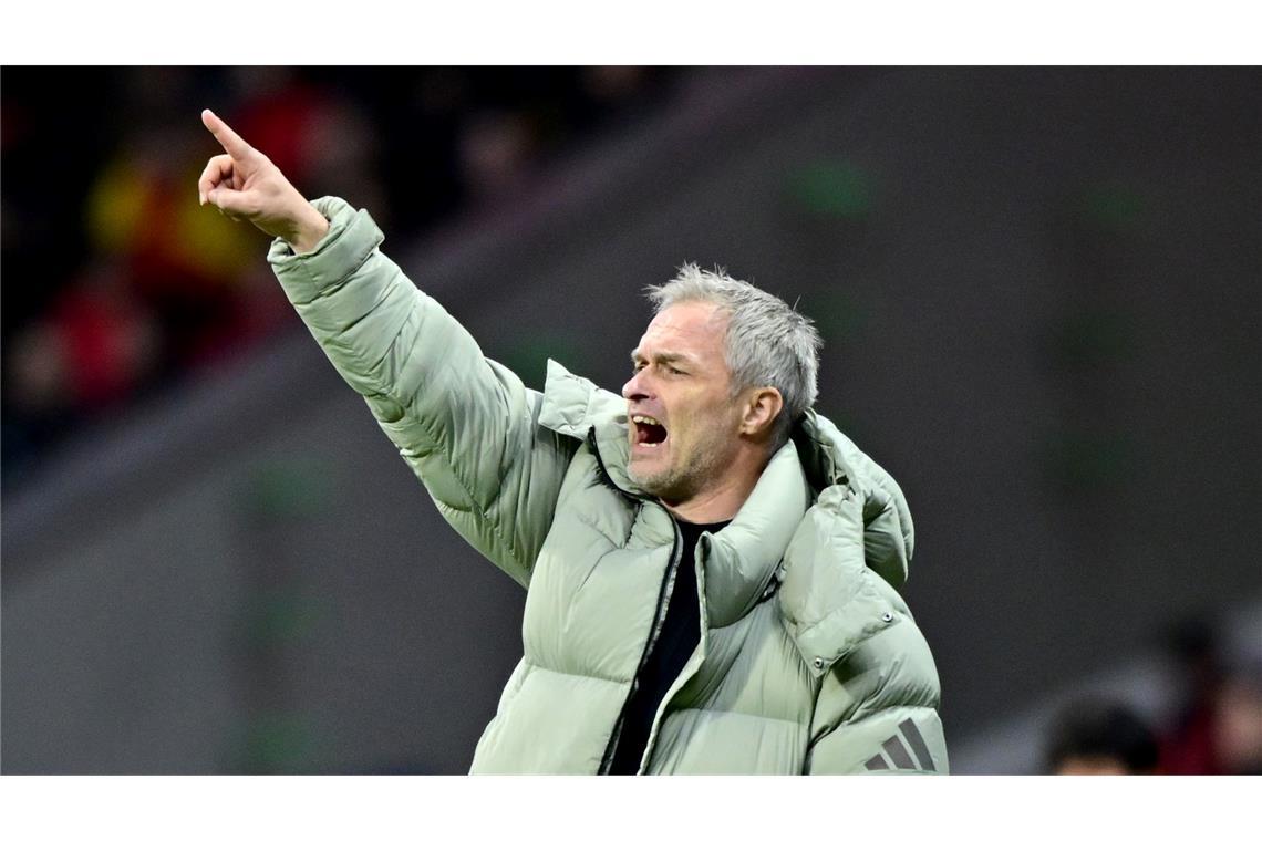 Deutlicher Fingerzeig für die Zukunft: Frauen-Bundestrainer Christian Wück. (Archivbild)