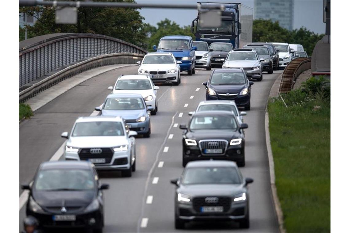 Deutsche Autofahrer sind immer häufiger mit Automatikgetriebe unterwegs. Foto: Sina Schuldt