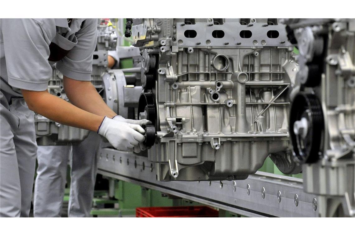 Konkurrenz aus China: Autozulieferer fürchten um Existenz Deutsche Autozulieferer schätzen die eigene Lage zumeist deutlich besser ein als die der Brache. IArchivfoto)