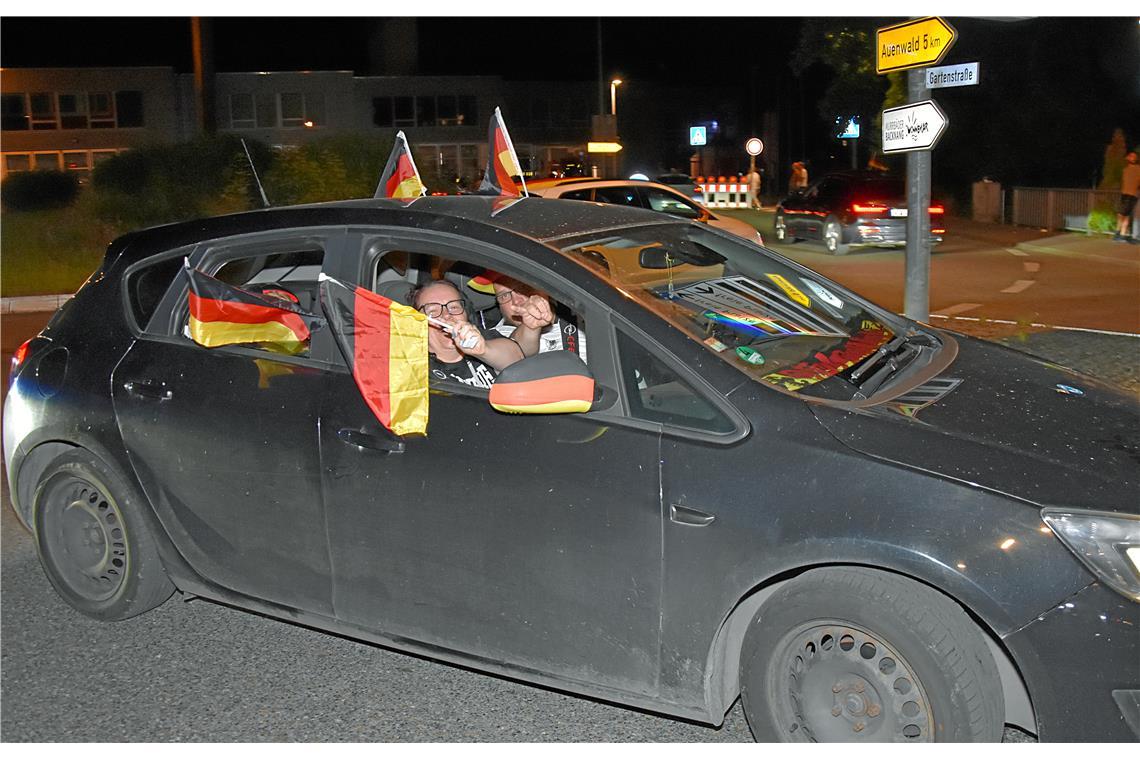 Deutsche Fahnen überall!
