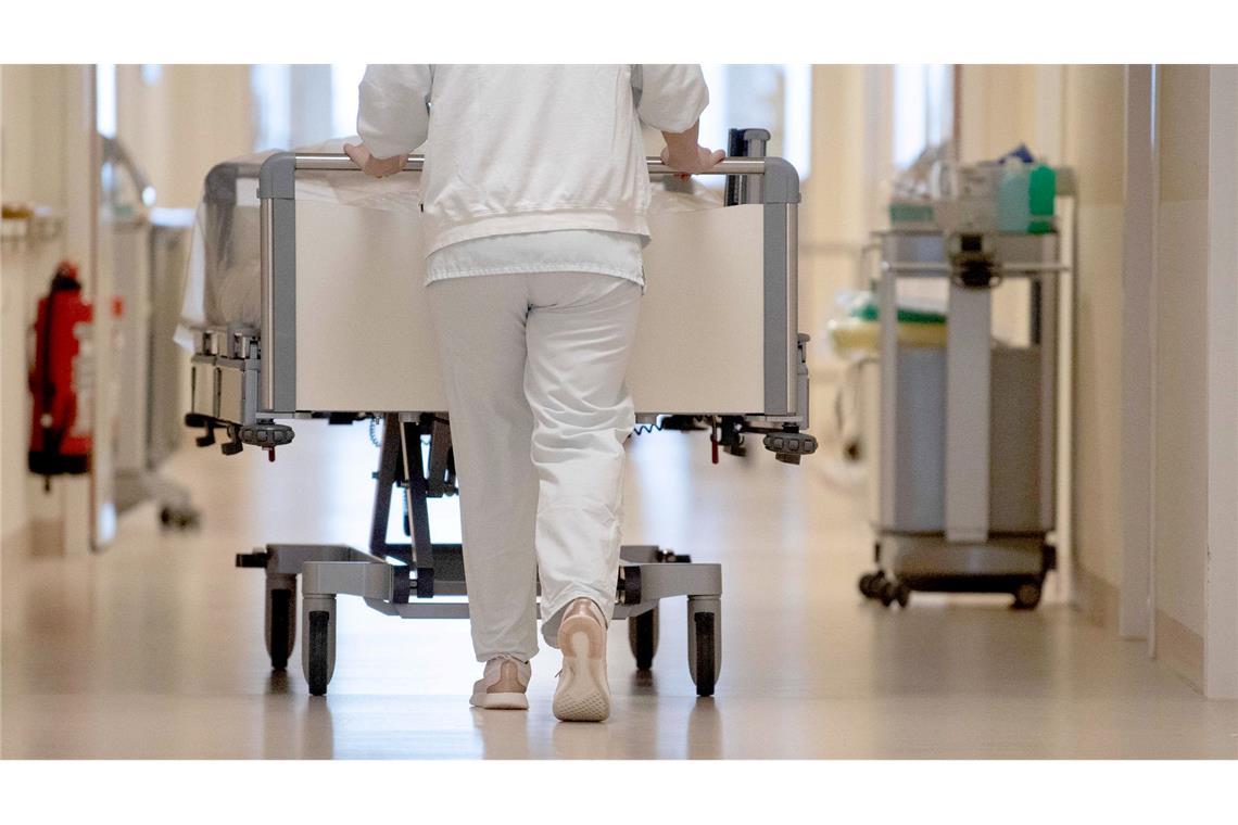 Deutsche Kliniken haben laut der KKH hohe Sicherheits- und Hygienestandards. (Symbolbild)