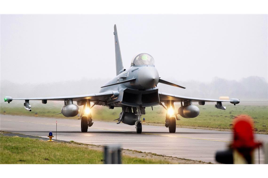 Deutschland beteiligt sich  im ersten Schritt mit vier Kampfjets vom Typ Eurofighter an dem neuen Nato-Militäreinsatz in der Arktis. (Symbolbild)