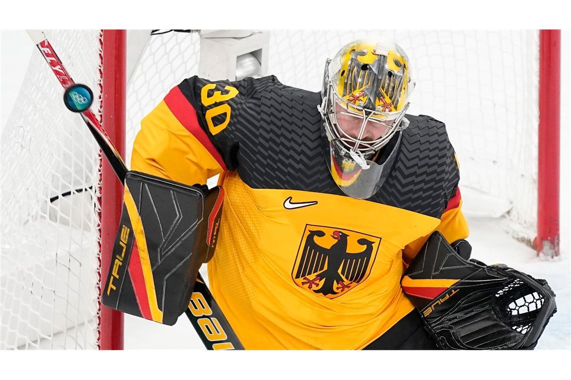 Deutschland darf für die WM in der Schweiz auf NHL-Torhüter Philipp Grubauer hoffen.