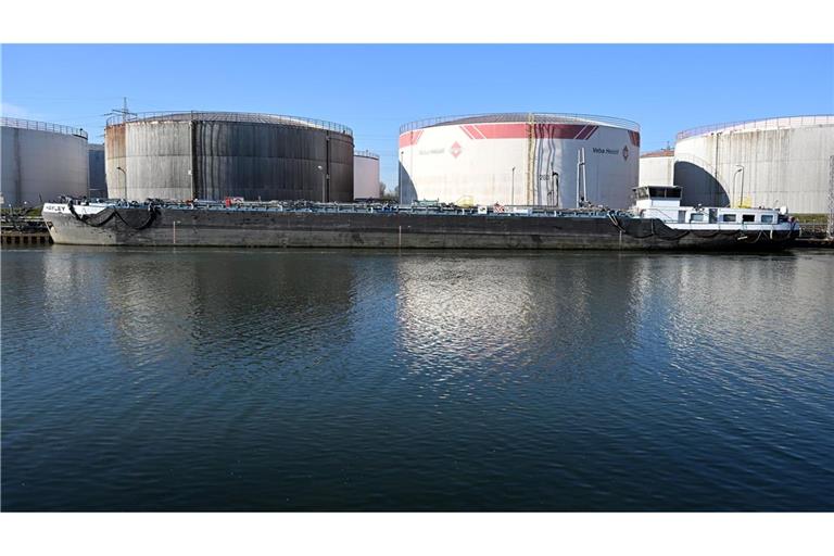 Deutschland will einen Teil der Ölreserven freigeben. (Symbolbild)