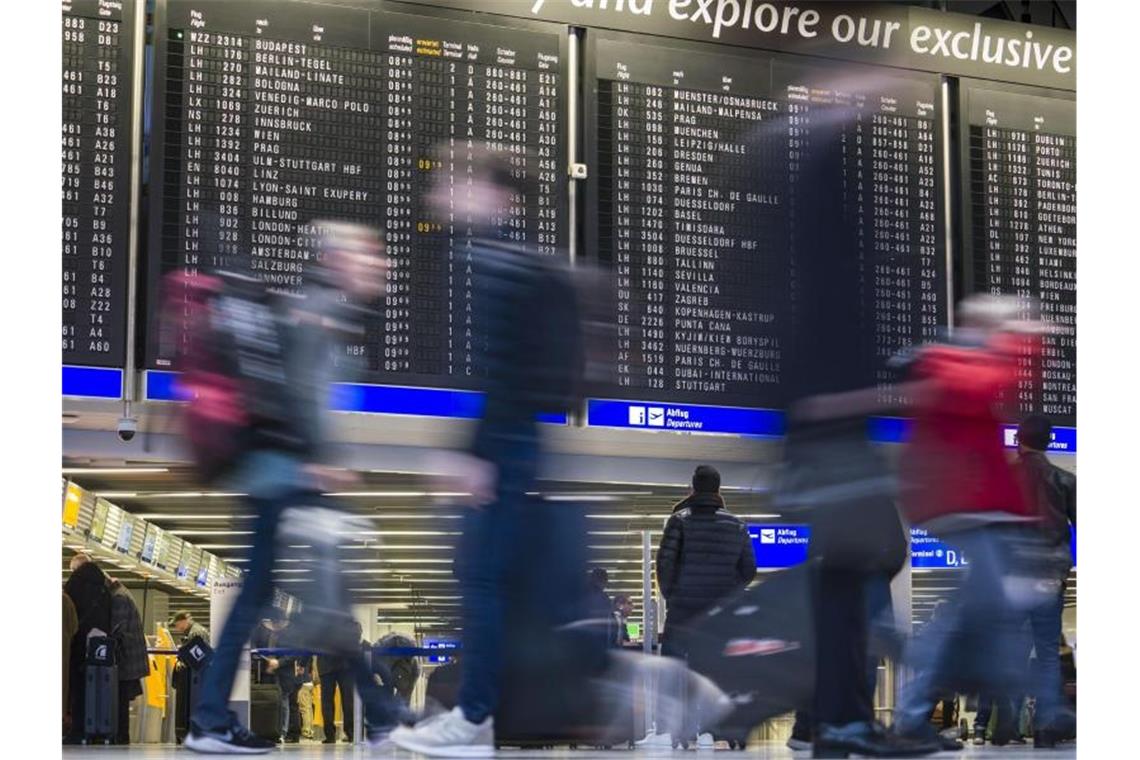 Deutschlands größter Flughafen in Frankfurt am Main verzeichnet sinkende Passagierzahlen. Foto: Frank Rumpenhorst/dpa