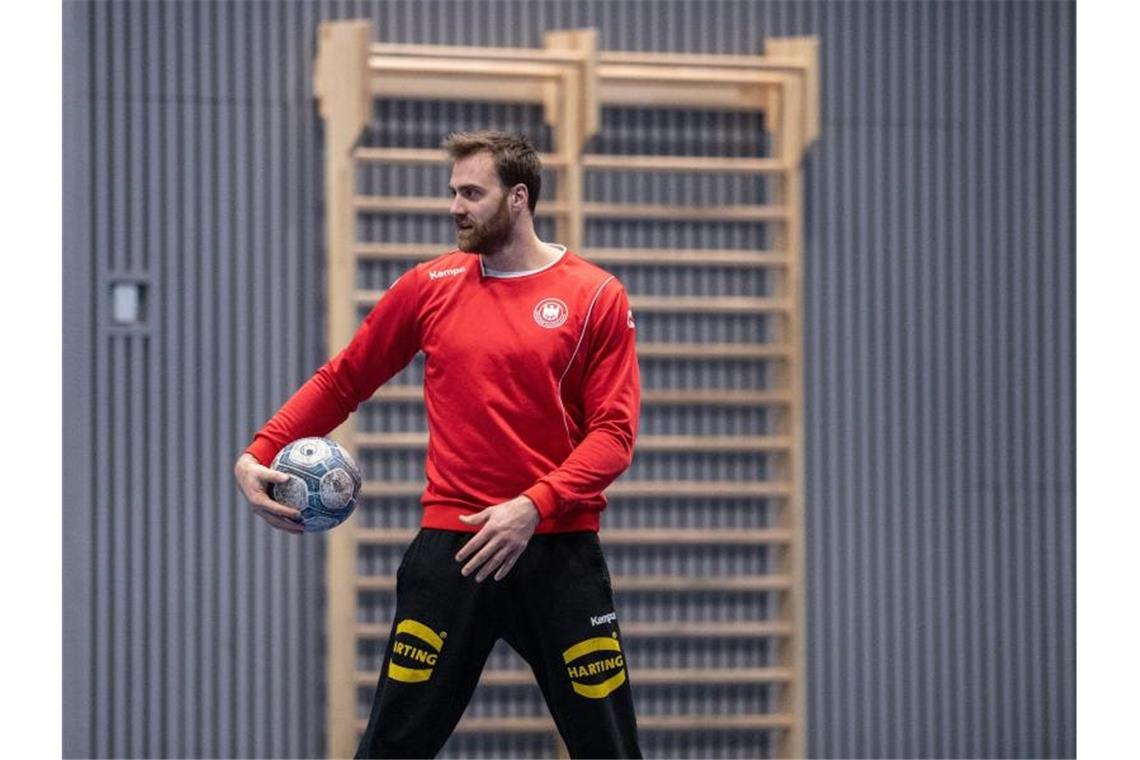 Deutsche Handballer glauben an die Wende Deutschlands Torhüter Andreas Wolff beim Training. Foto: Robert Michael/dpa-Zentralbild/dpa