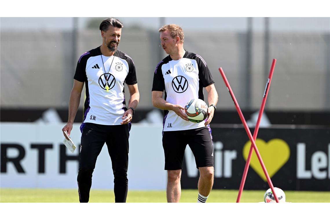 Bilder des Tages DFB-Duo Nagelsmann und Wagner beim Training der Nationalmannschaft