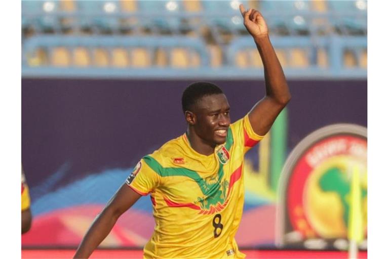 Diadie Samassekou feiert sein Tor beim Africa Cup of Nations. Foto: Oliver Weiken/Archivbild