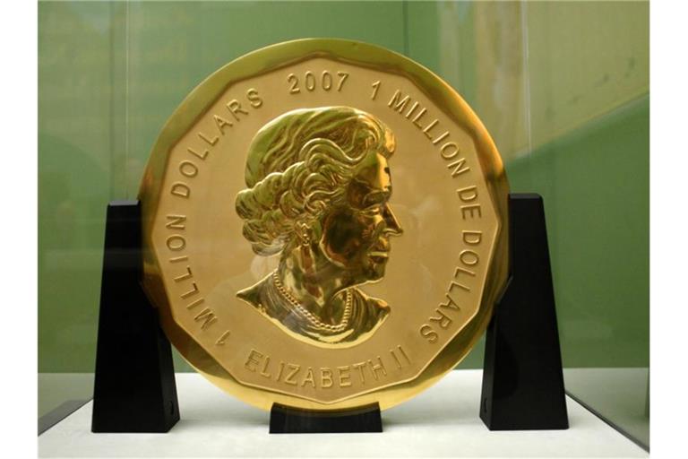 Die 100 Kilogramm schwere Goldmünze „Big Maple Leaf“ belibt wohl für immer verschollen. Foto: Marcel Mettelsiefen/dpa