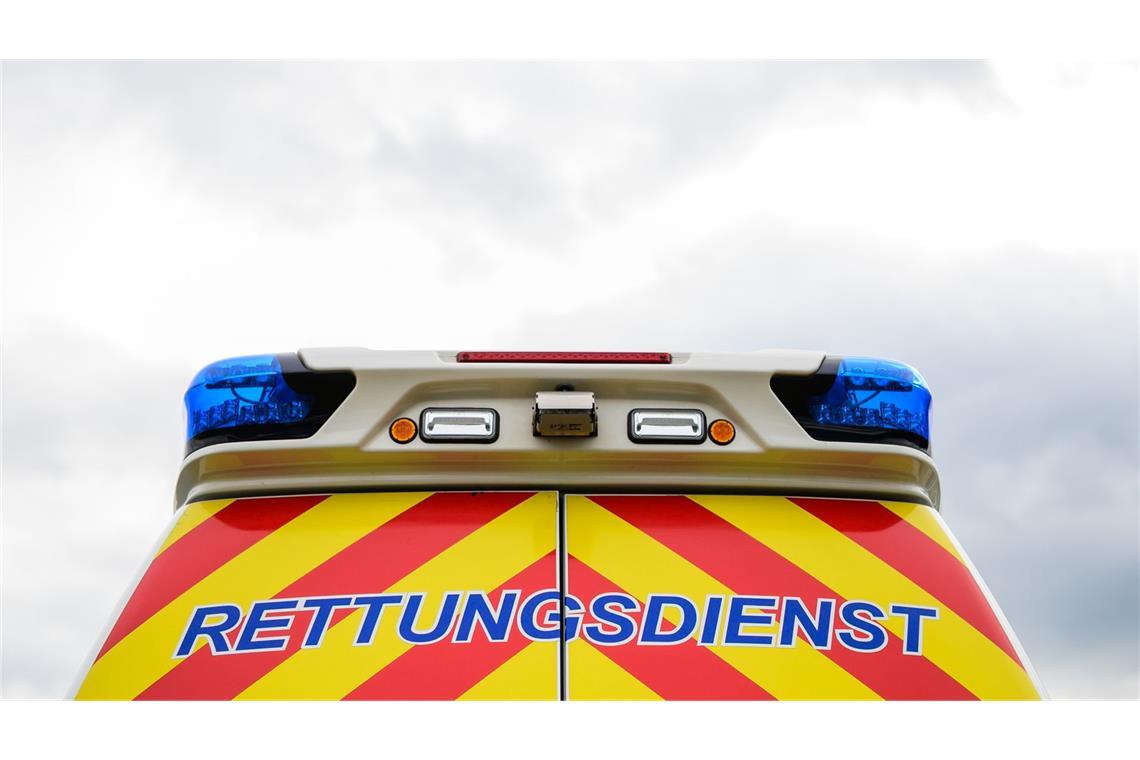 Die 15-Jährige wurde bei dem Unfall lebensgefährlich verletzt. (Symbolbild)