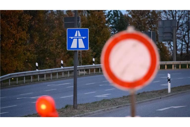 Die A6 bei Hockenheim wird fast fünf Tage lang gesperrt. (Symbolbild)