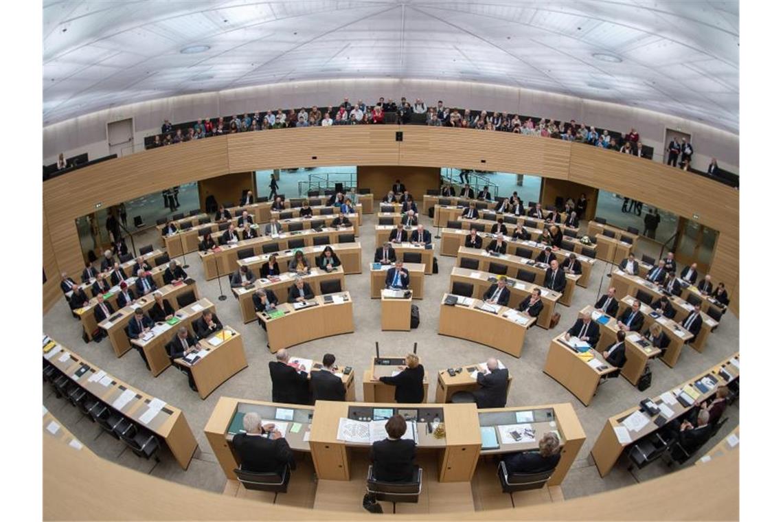 CDU-Fraktion stellt Ergebnisse der Klausur vor Die Abgeordneten sitzen im Landtag von Baden-Württemberg. Foto: Sebastian Gollnow/Archivbild