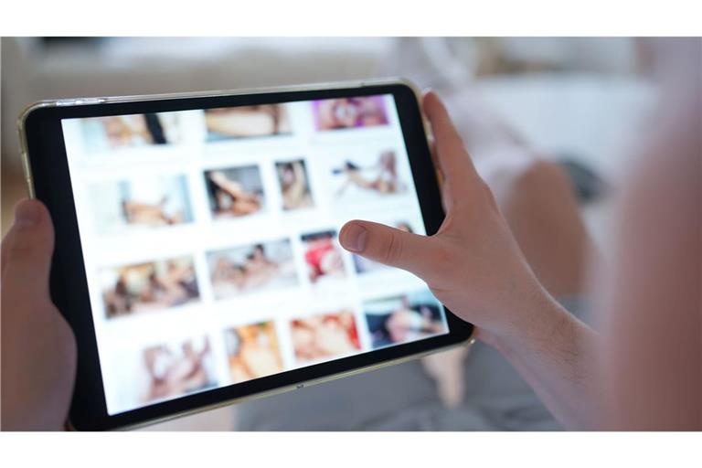 Die Abgeordneten wollen Opfer digitaler Gewalt schützen. (Symbolbild)