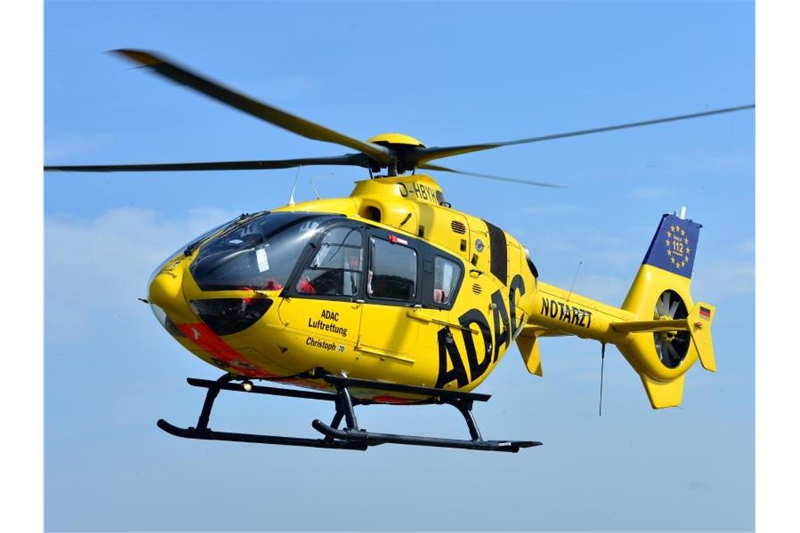 ADAC-Rettungshubschrauber fliegen mehr als 52.000 Einsätze Die ADAC-Rettungs- und Intensivtransporthubschrauber absolvierten viele Einsätze. Foto: Martin Schutt/dpa-Zentralbild/dpa