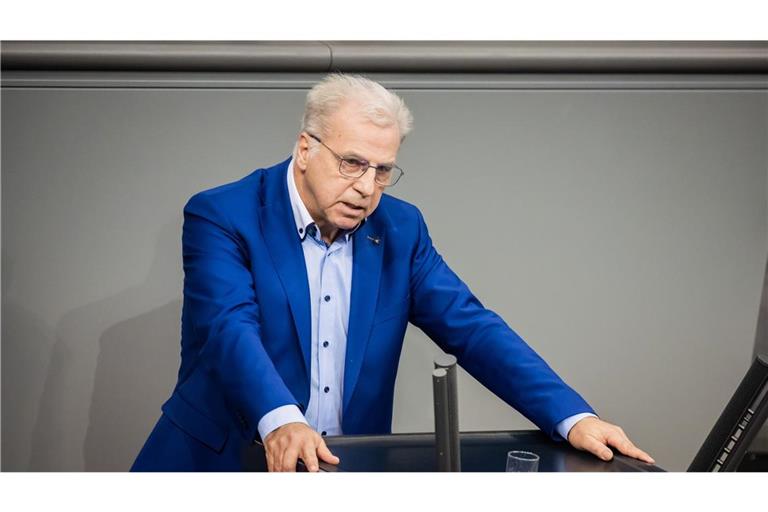 Die AfD schließt Klaus Stöber nach Kritik aus.