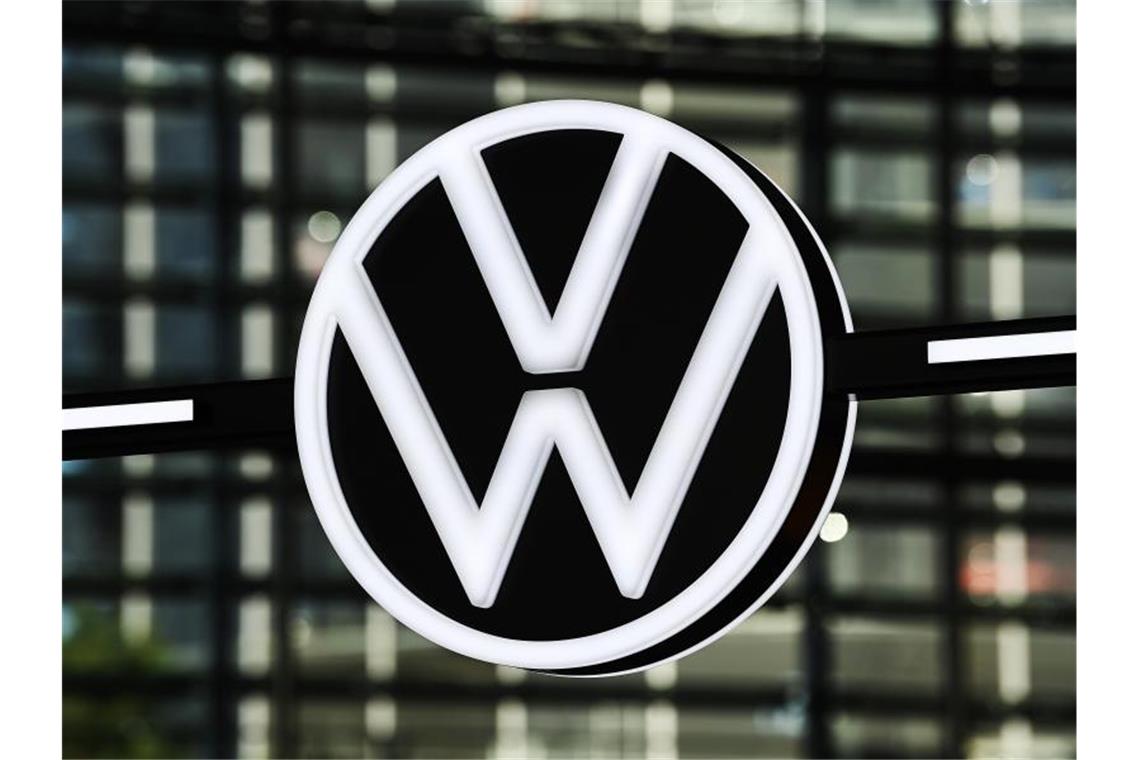 VW stellt Weichen für fünf Jahre - auch Vorstandsumbau? Die Agenda für die wohl letzte Sitzung des VW-Aufsichtsrats in diesem Jahr ist randvoll. Foto: Swen Pförtner/dpa
