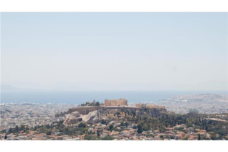 Die Akropolis ist eine der Hauptsehenswürdigkeiten Griechenlands – momentan wegen der Hitze allerdings nur bedingt zugänglich.