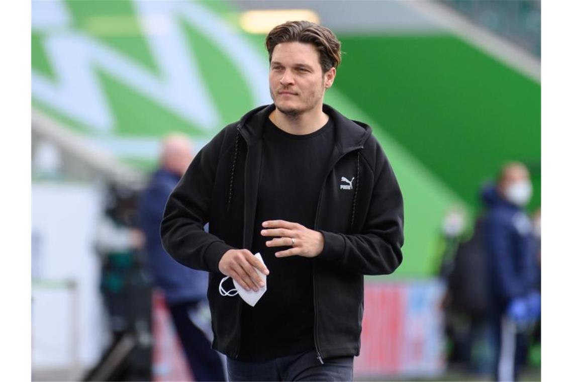 Zorc nach Gerüchten um Trainer Terzic: „Die Preise steigen“ Die Amtszeit von Edin Terzic als BVB-Cheftrainer endet im Sommer. Foto: Swen Pförtner/dpa